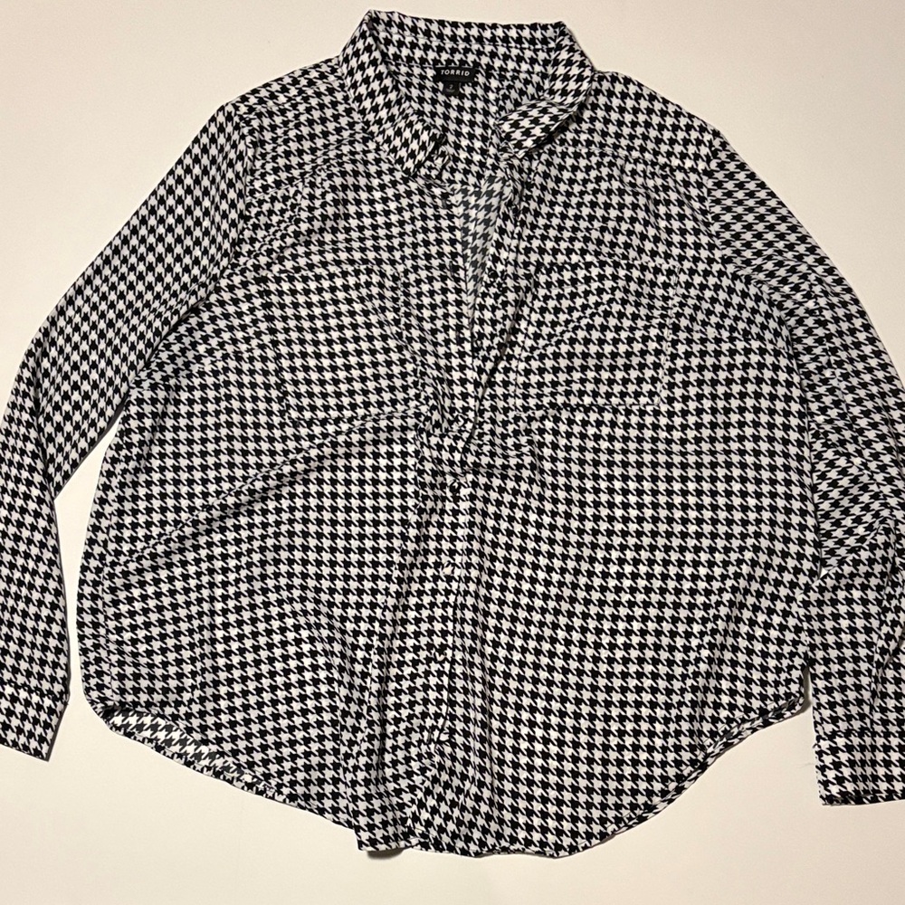 Torrid Black and White Harper Button Down Shirt